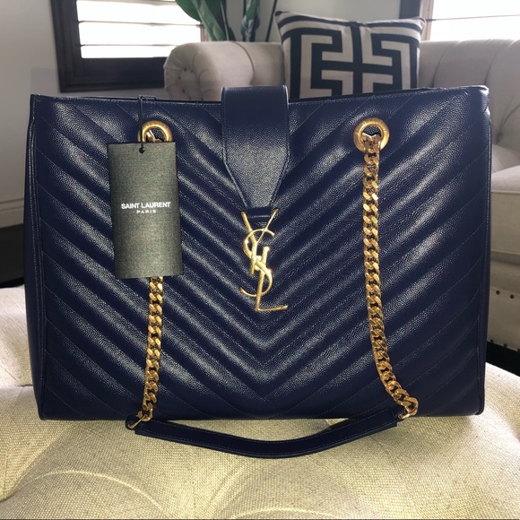 Saint Laurent Handbags - Saint Laurent Grained Matelasse Chain Shoulder Bag